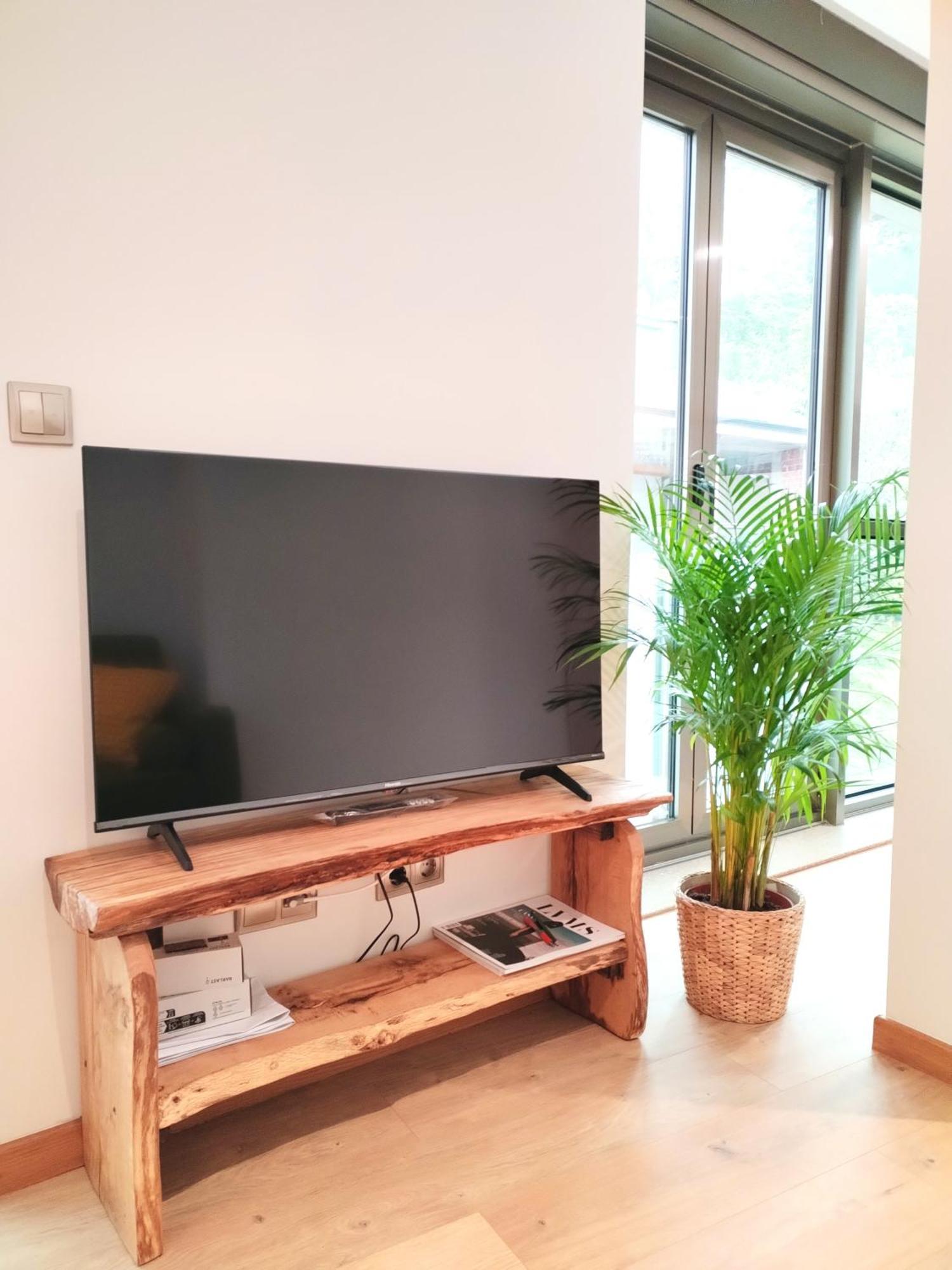 Apartamento Viveiro Centro Con Parking Exterior foto